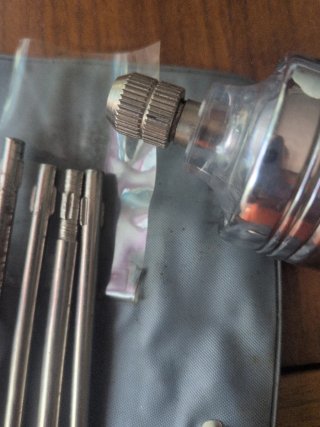Destornillador Eléctrico Vintage con Accesorios