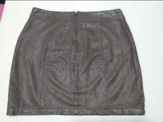 Falda Amisu efecto piel serpiente Talla 36