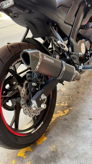 Moto Naked Negra 125cc Carnet A1