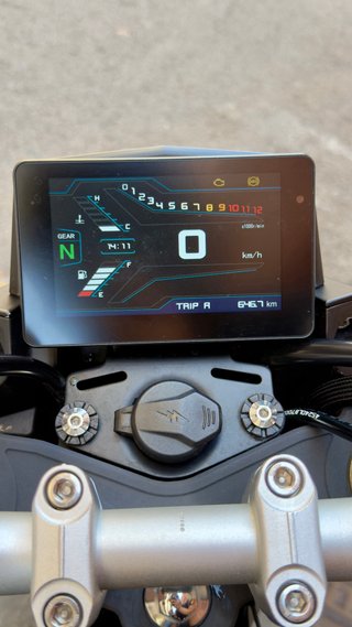 Moto Naked Negra 125cc Carnet A1
