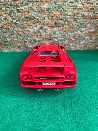 Lamborghini Diablo 1990 – Escala 1:18 Burago