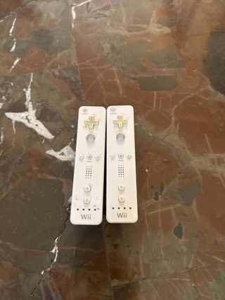 Nintendo Wii + 5 Juegos + Accesorios