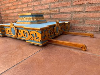 Trono infantil decorado