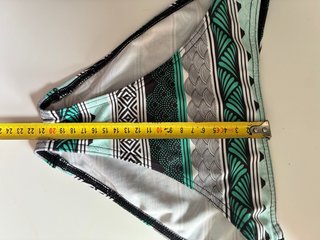 Braguita de bikini con estampado geométrico