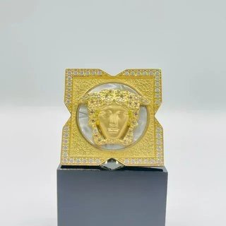 Anillo Medusa Nacar Cuadrado 18K