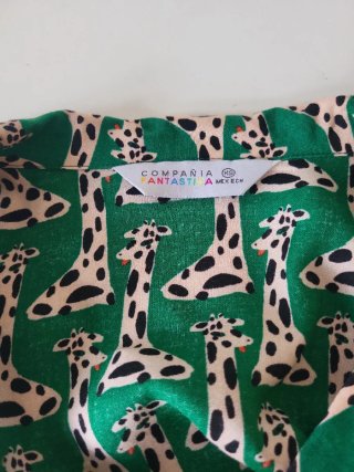 Camisa Compañía Fantástica Estampado Jirafa.T XS/S