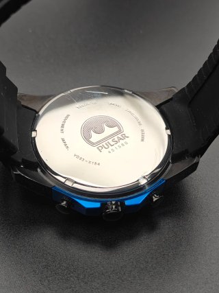 Reloj Pulsar Chronograph 100M Negro