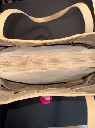 Bolso Hombro Martina K Cuero y Tela Beige