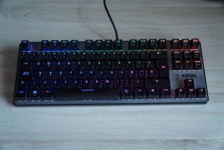 Teclado Krom Kernel TKL Mecánico Gaming RGB