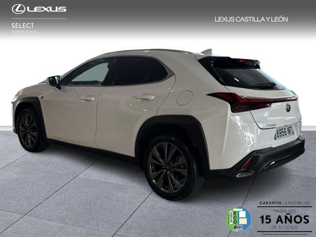 Lexus UX 2025, foto 3