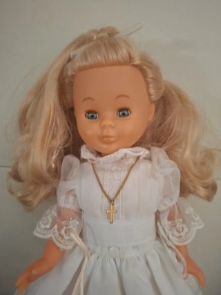 Muñeca Famosa Comunión 2009