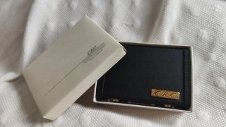 Pequeño maletín manicura viaje negro y dorado