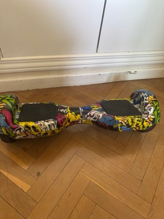 Hoverboard eléctrico con diseño graffiti