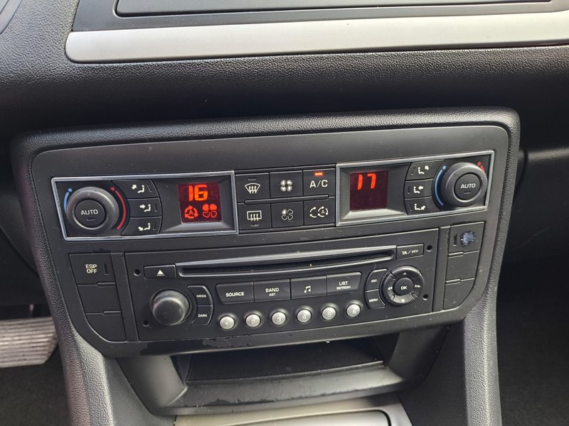 Citroën C5 1.6 HDI Seduction CMP 2012, foto 26