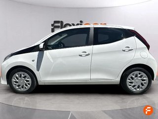 Toyota Aygo 1.0 70 x-play