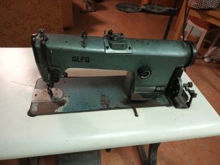 Máquina de coser industrial Alfa 157