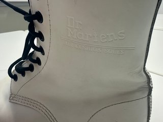 Botas Dr. Martens Blancas Talla 39