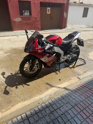 Moto 125cc RST 25 Deportiva Roja Negra