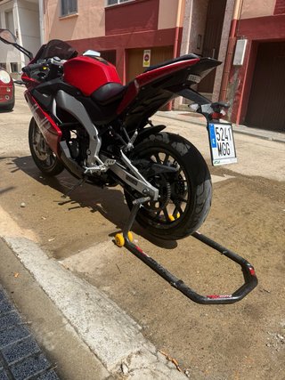 Moto 125cc RST 25 Deportiva Roja Negra