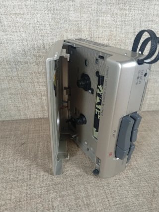 Grabadora Cassette Sanyo M-1110C Compacta