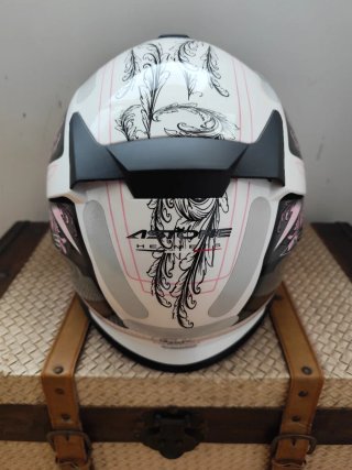 Casco de moto blanco con detalles TALLA M/ 57-58 c