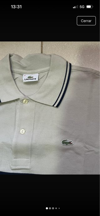 Polo Lacoste Beige con Raya Azul