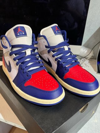 Jordan 1 Mid Azul Rojo Blanco