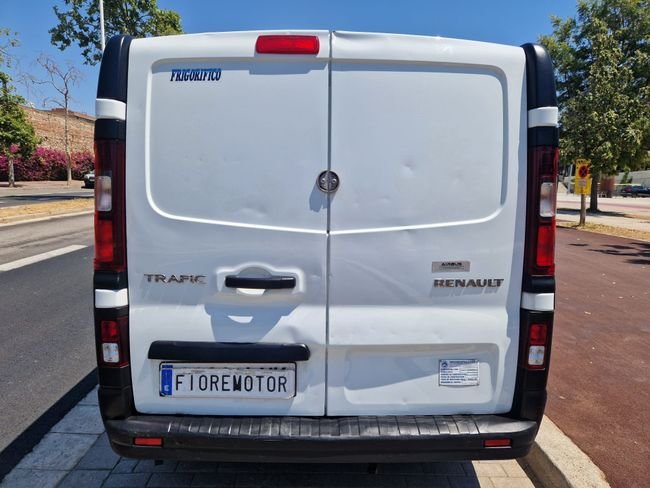 Renault Trafic 2021, foto 12