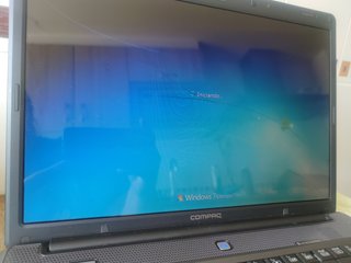 Portatile Compaq Nero + Accessori (Urgente)
