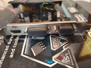 Tarjeta Gráfica Asus GTX 750 2GB