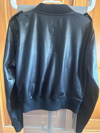 Chaqueta bomber Only negra mujer