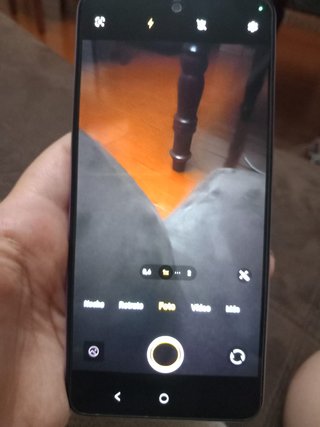 Vivo V40 SE 5G 256GB + auricolari + custodia