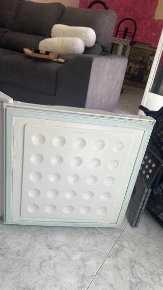 Congelatore piccolo Proline bianco