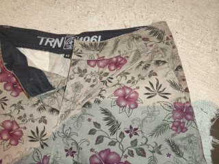 Bermudas florales mujer