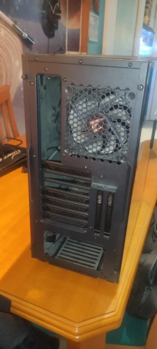 Chasis PC AORUS Gama Alta