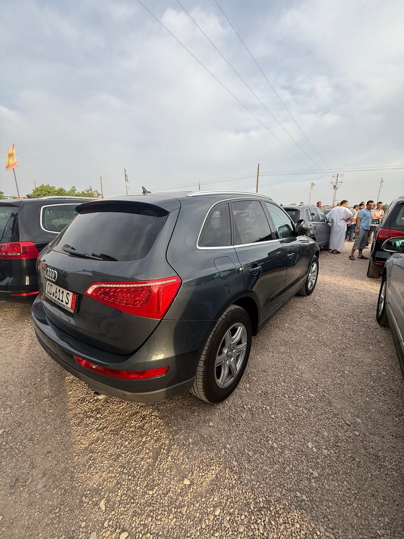 Audi Q5 2010 - foto 1