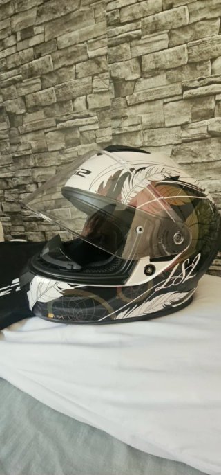Casco Moto LS2 Diseño Plumas Nuevo