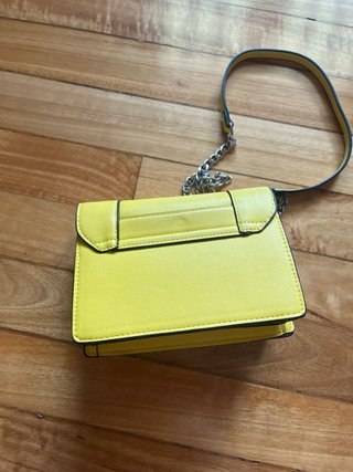Bolso de fiesta amarillo