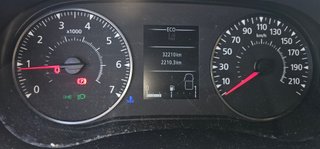 Nissan Interstar 2023 32.000km golpe techo
