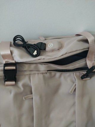 Seila - Mochila violeta de cabina con USB