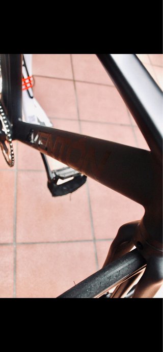 Bicicleta Fixie Negra Ruedas Aerospoke