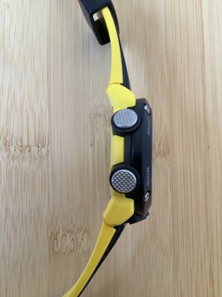 Reloj Casio G-SHOCK GA-2000-1A9ER