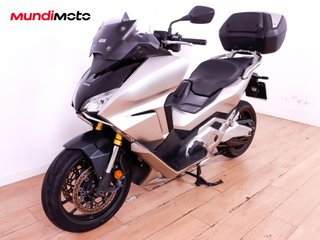 HONDA FORZA 750