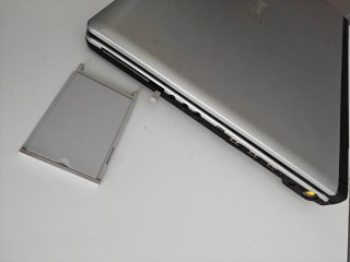 Regalo Fujitsu Amilo + Vodafone Smart 4 si compras