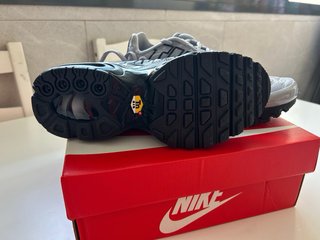 Nike Air Max Plus TN Niños Talla 35.5 Nuevas