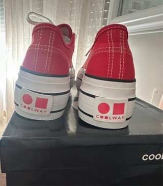 Zapatillas Coolway rojas y blancas