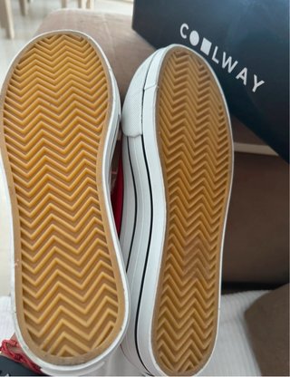 Zapatillas Coolway rojas y blancas