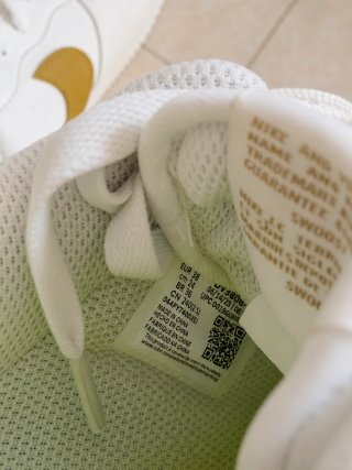 Nike Air Force 1 '07 Blanco Dorado Mujer