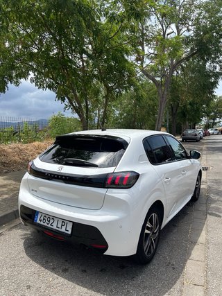 Peugeot 208 Allure Pack PureTech 100 CV – 2021