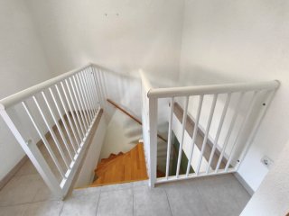 Escalera caracol interior madera y metal
